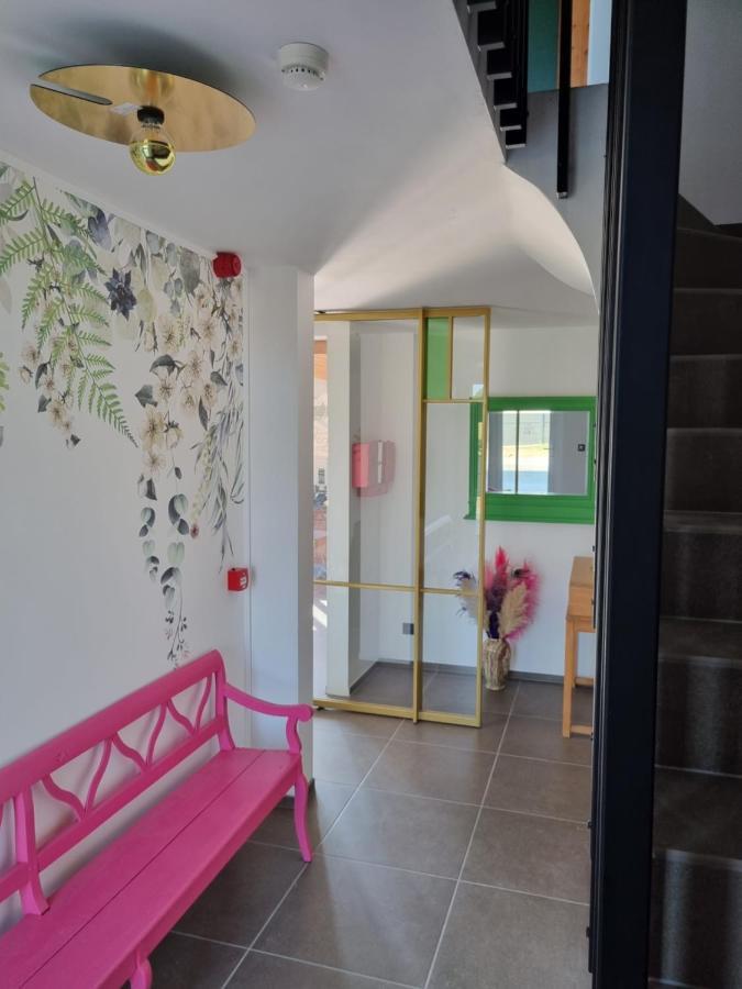 Cerf, Ouvre-Moi B&B Rochefort Exteriör bild