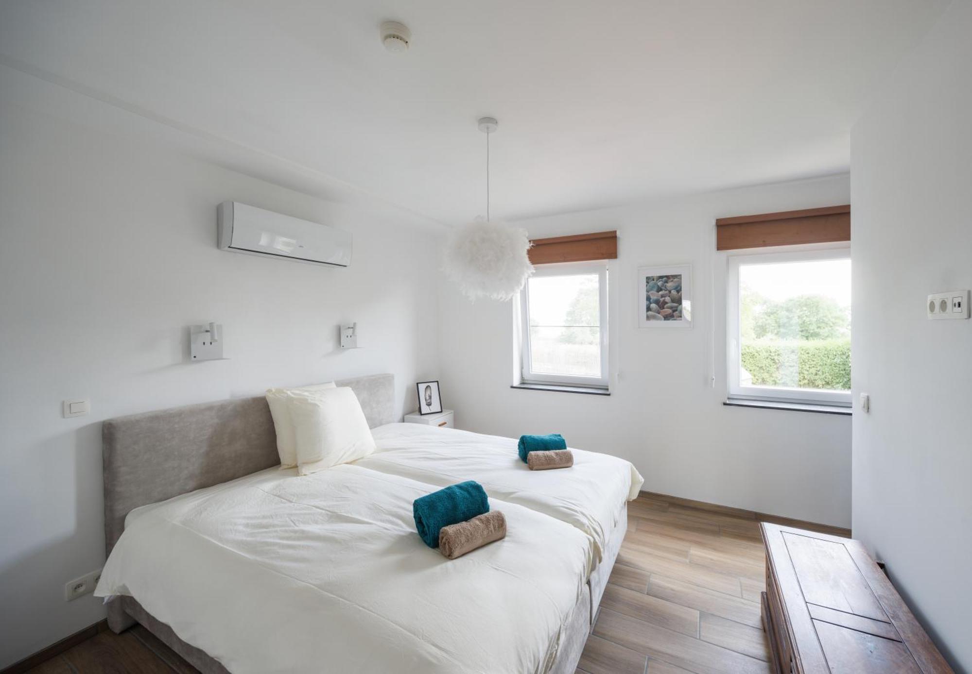 Cerf, Ouvre-Moi B&B Rochefort Exteriör bild